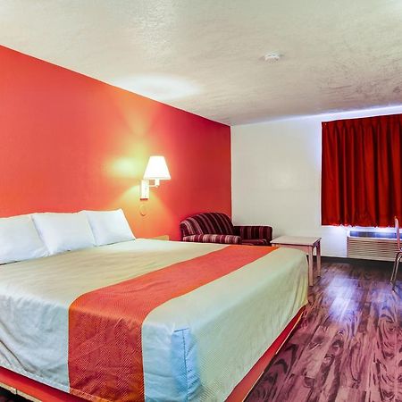 Motel 6-Columbia, Mo - East Εξωτερικό φωτογραφία