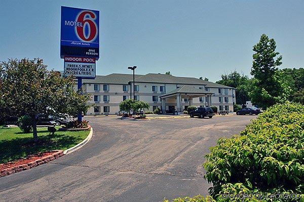 Motel 6-Columbia, Mo - East Εξωτερικό φωτογραφία