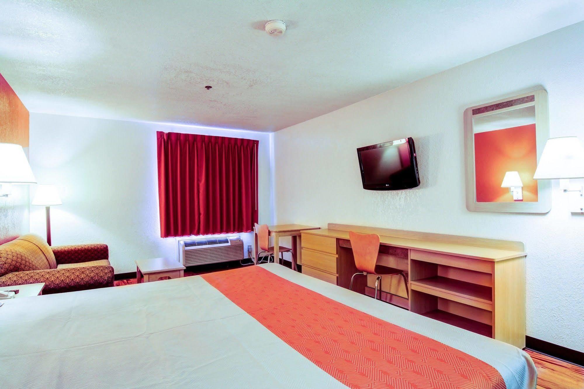 Motel 6-Columbia, Mo - East Εξωτερικό φωτογραφία