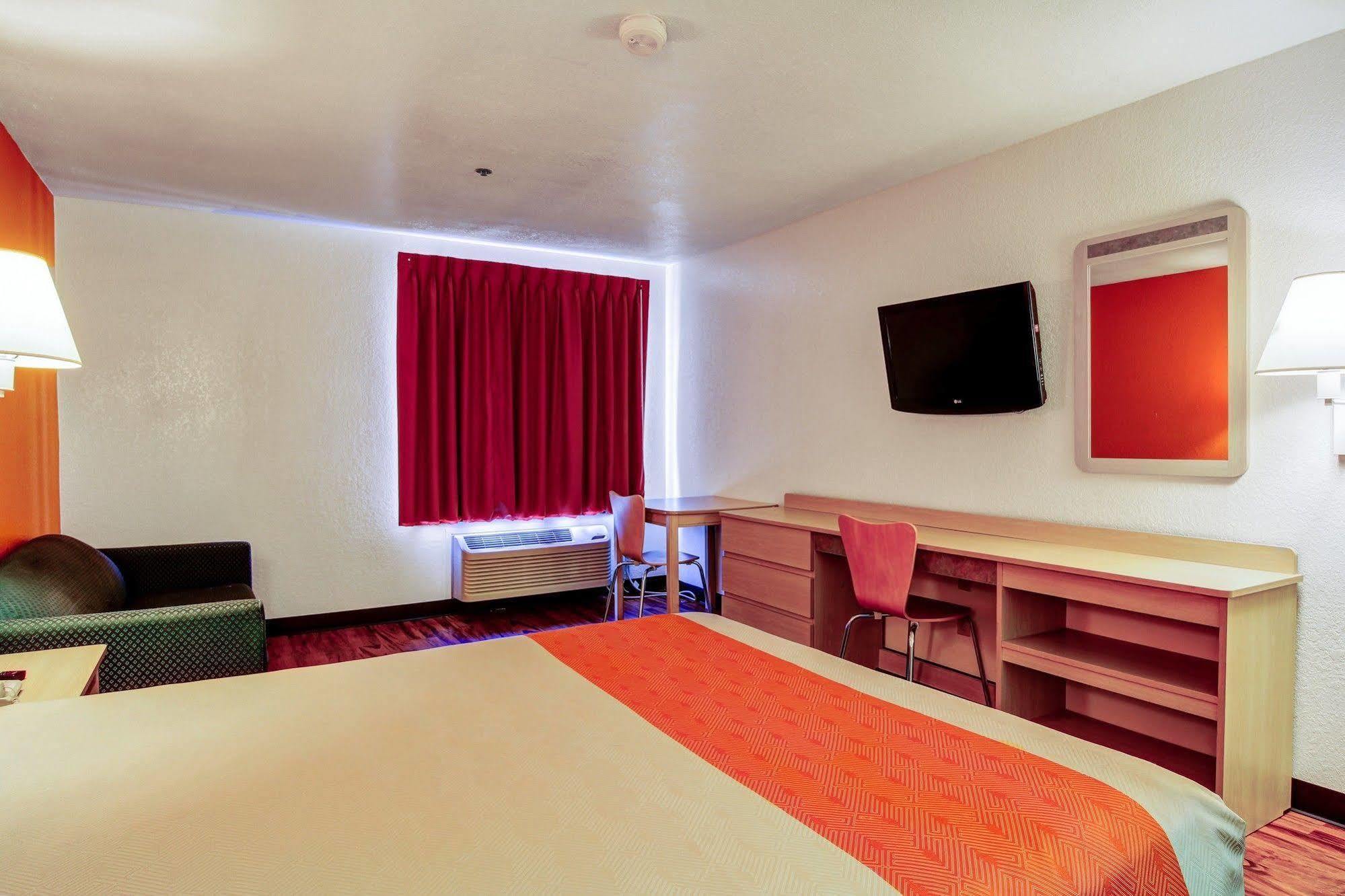 Motel 6-Columbia, Mo - East Εξωτερικό φωτογραφία
