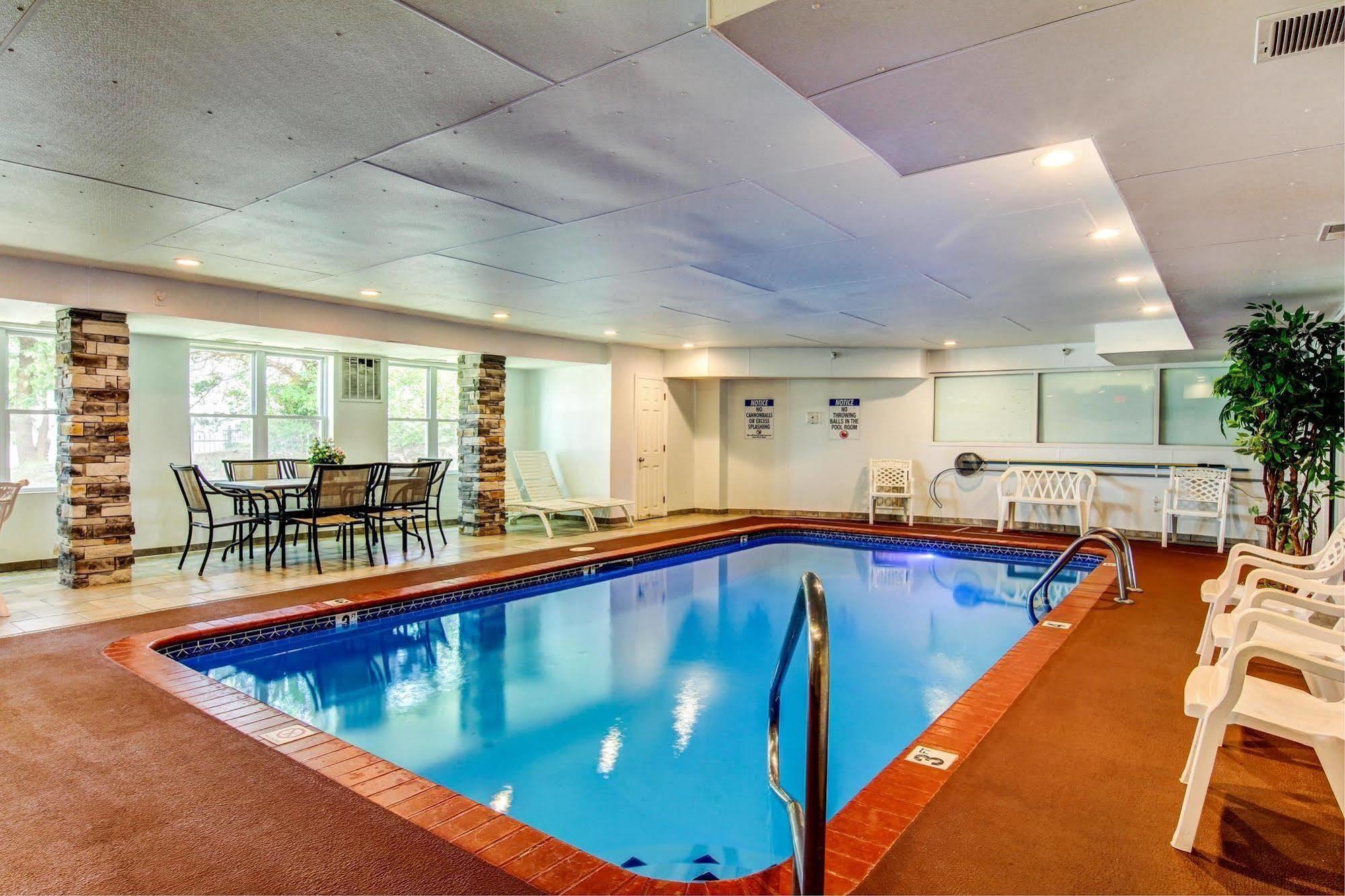 Motel 6-Columbia, Mo - East Εξωτερικό φωτογραφία