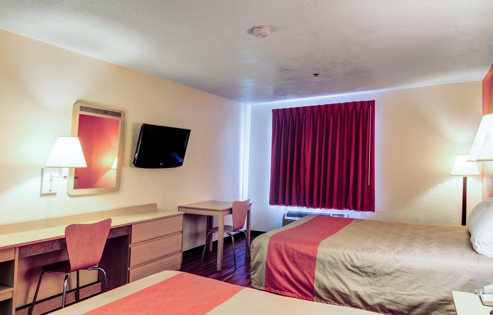 Motel 6-Columbia, Mo - East Εξωτερικό φωτογραφία